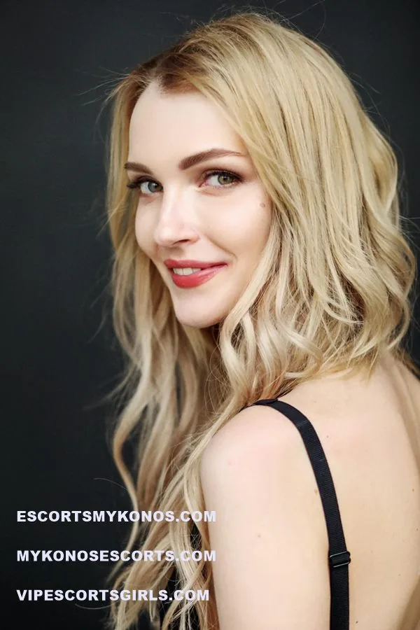 Bella — London escort photo 5