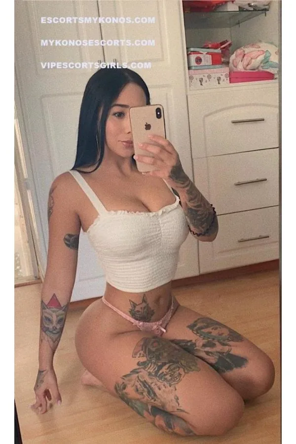 Sara — London escort photo 4